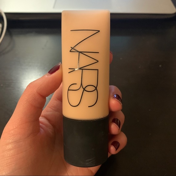 NARS Soft Matte Complete Foundation in Fiji - Picture 2 of 5
